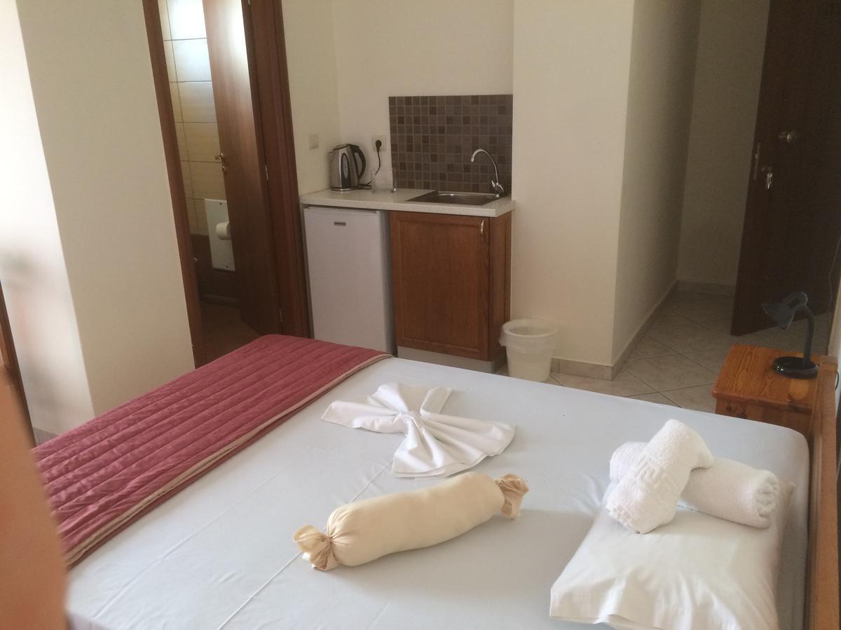 Molos Beach Rooms Kíssamos Exteriér fotografie
